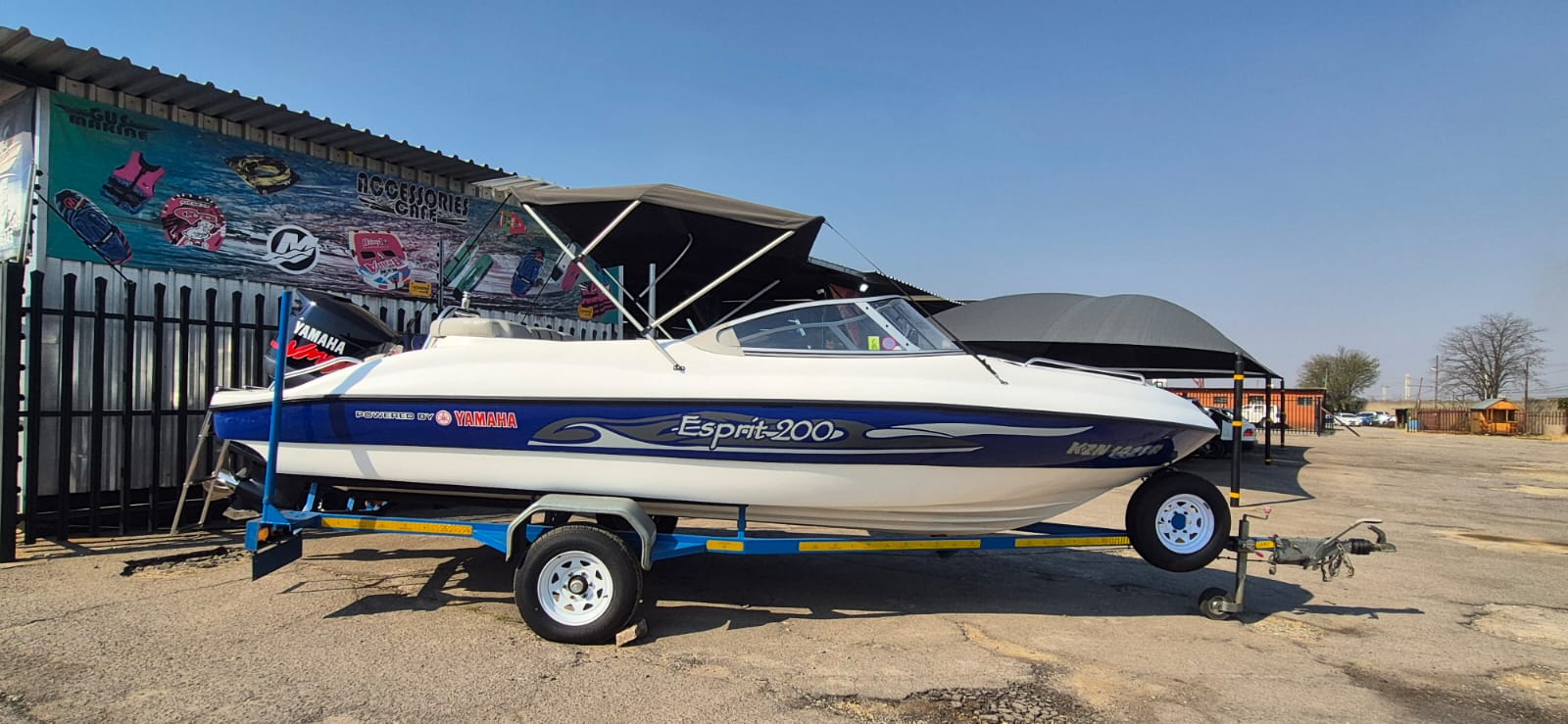 2011 Esprit 200, 200Hp Yamaha V Max - R290 000.00